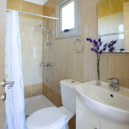Imagine Renting This Luxury In 19 Protaras